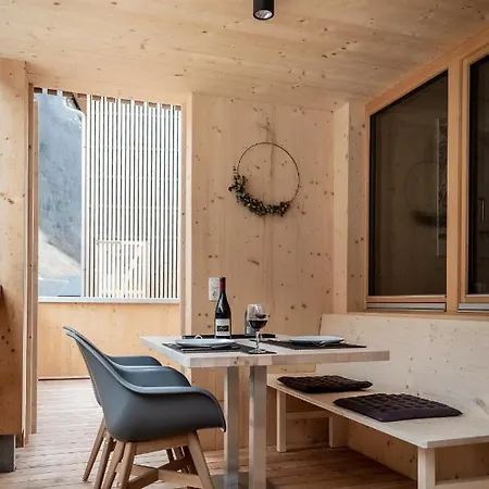 Boutique Mit Garage Skiraum Und Skibus Inklusive ميلاو