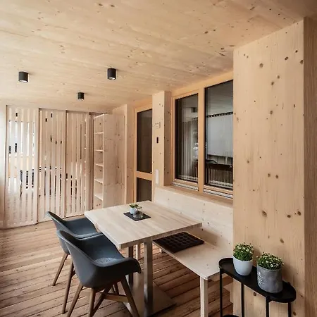 Boutique Mit Garage Skiraum Und Skibus Inklusive * ميلاو