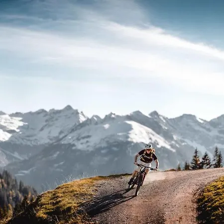 Apartamento Boutique Mit Garage Skiraum Und Skibus Inklusive *