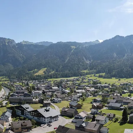 Boutique Mit Garage Skiraum Und Skibus Inklusive Apartamento Mellau