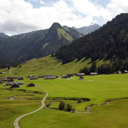 Boutique Mit Garage Skiraum Und Skibus Inklusive Apartamento