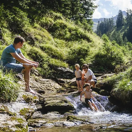 شقة Boutique Mit Garage Skiraum Und Skibus Inklusive ميلاو